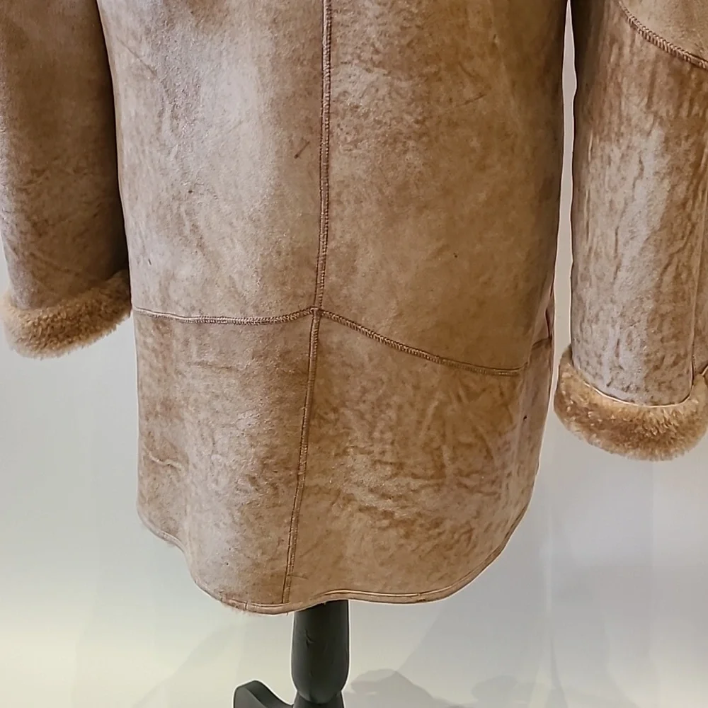 Gian Moti 100% Sheapskin Shearling coat size 38 Medium - Picture 8 of 16